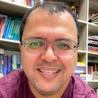 O que quer dizer JEOPARDY em inglês | significado e uso